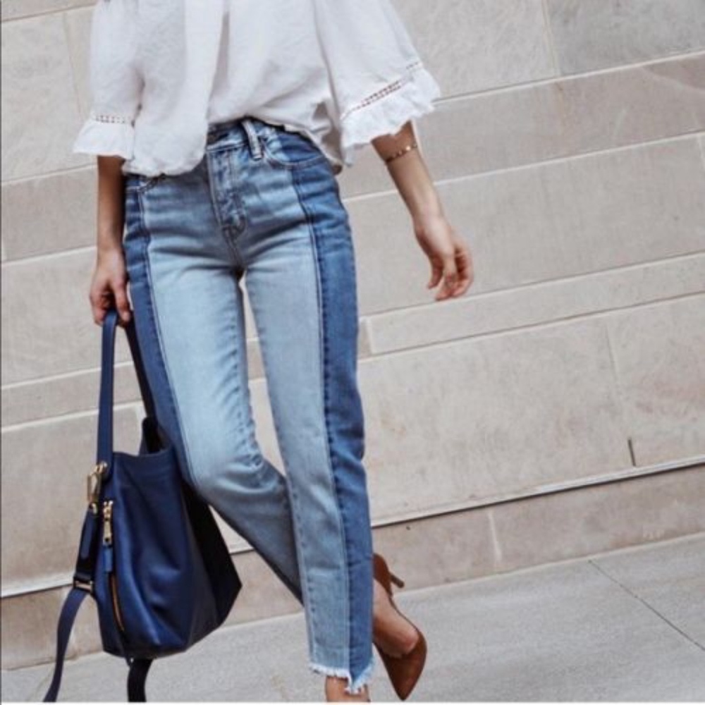 American Eagle Fray Vintage High Rise Jeans